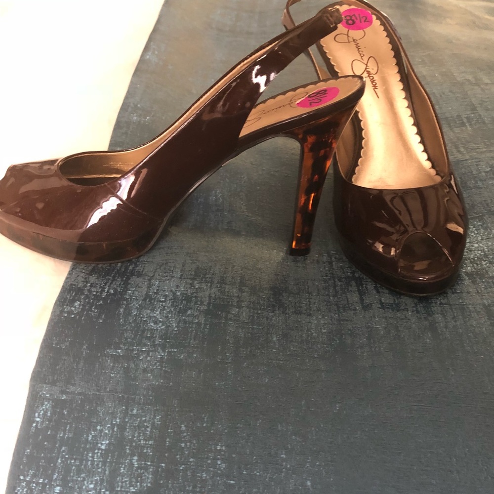 Jessica Simpson sling back pumps